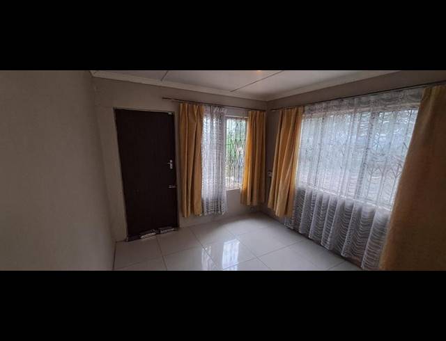 3 BEDROOM HOUSE FOR SALE IN BONELA